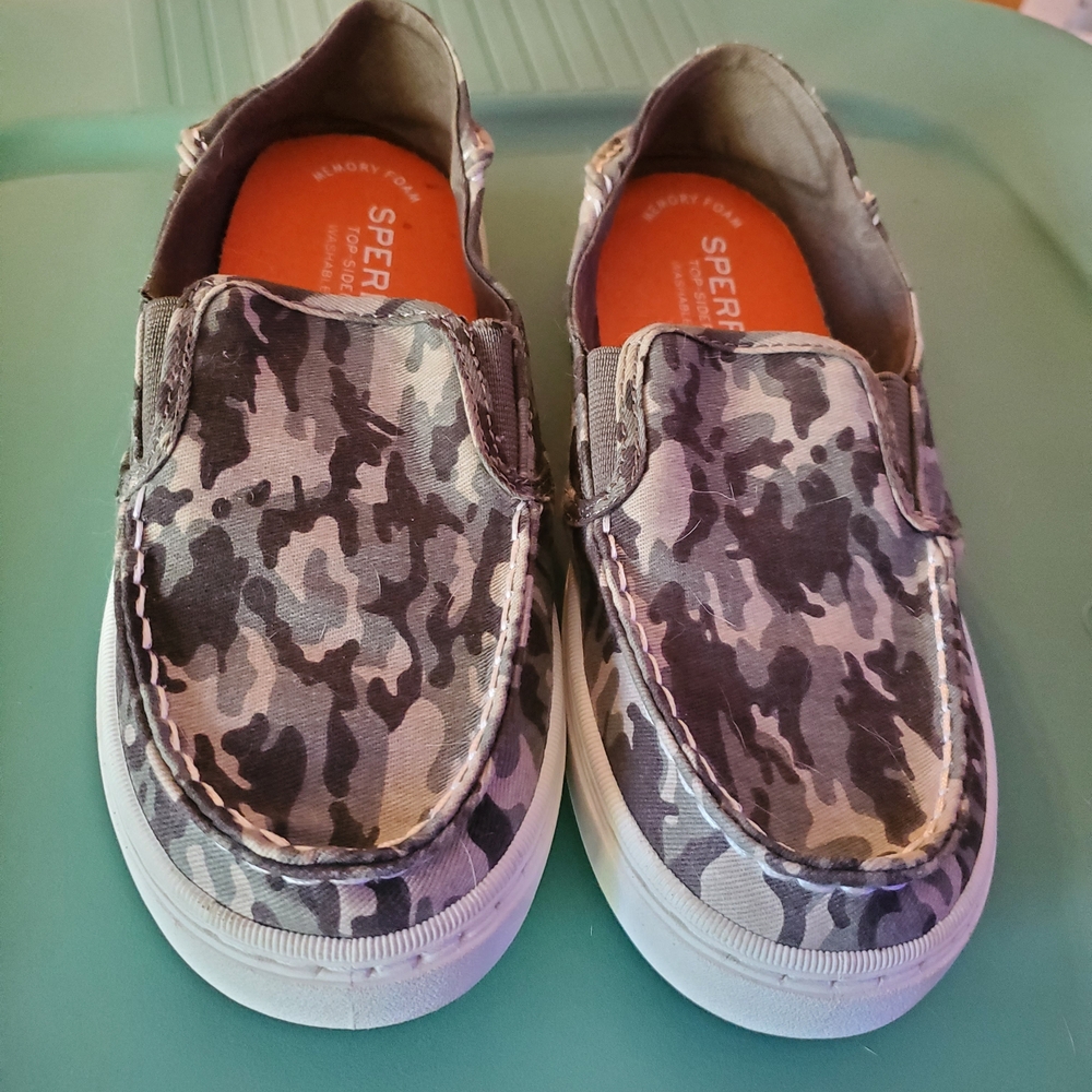 Sperry Kids Camouflage Slip-On Sneakers - Black and Gray